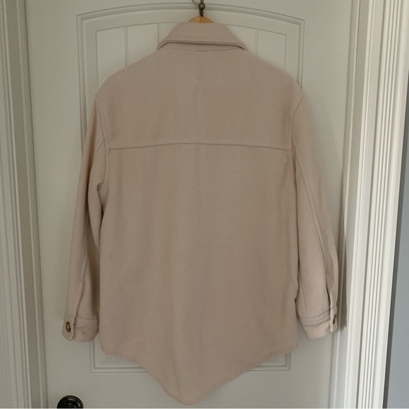 Ladies Bluenotes Shacket medium, cream, button front, front/side pockets - Picture 2 of 8